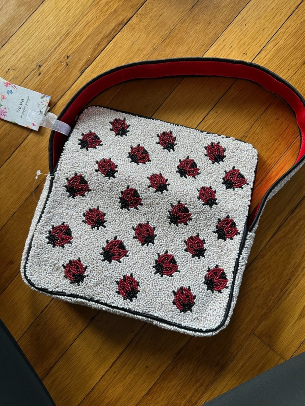 Viral Beaded Ladybug Shoulder Bag NWT - Picture 2 of 6
